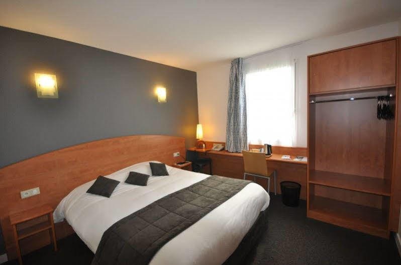 The Originals City, Plume Hotel, Bressuire Exteriér fotografie